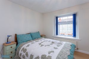 Bedroom- click for photo gallery